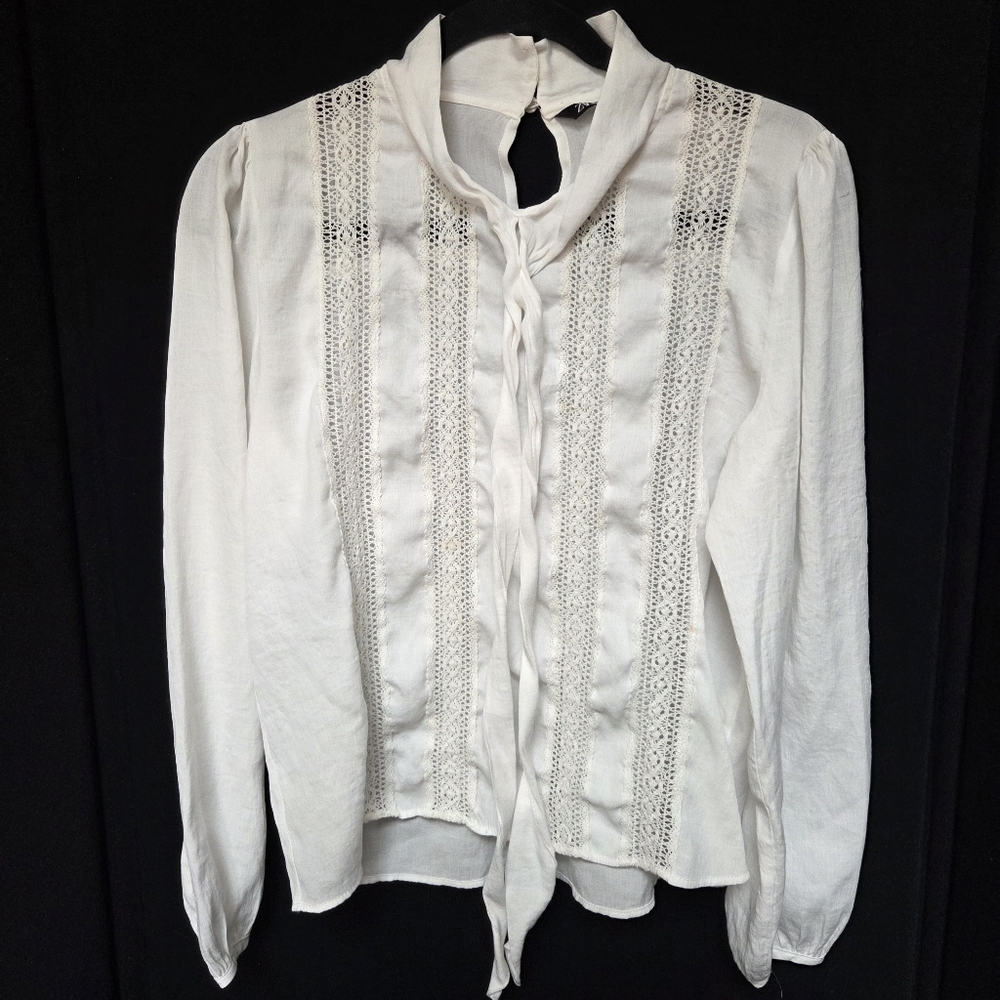 ZARA Boho Cottagecore White Lace Trim Blouse With Neck Tie Medium